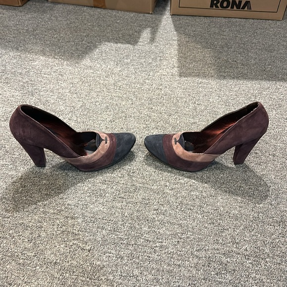 Heals from David Dixon - Picture 2 of 3